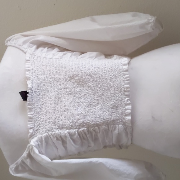 It's pink, white ruched top with elastic in back, puffy sleeves crop top size L - Picture 4 of 10